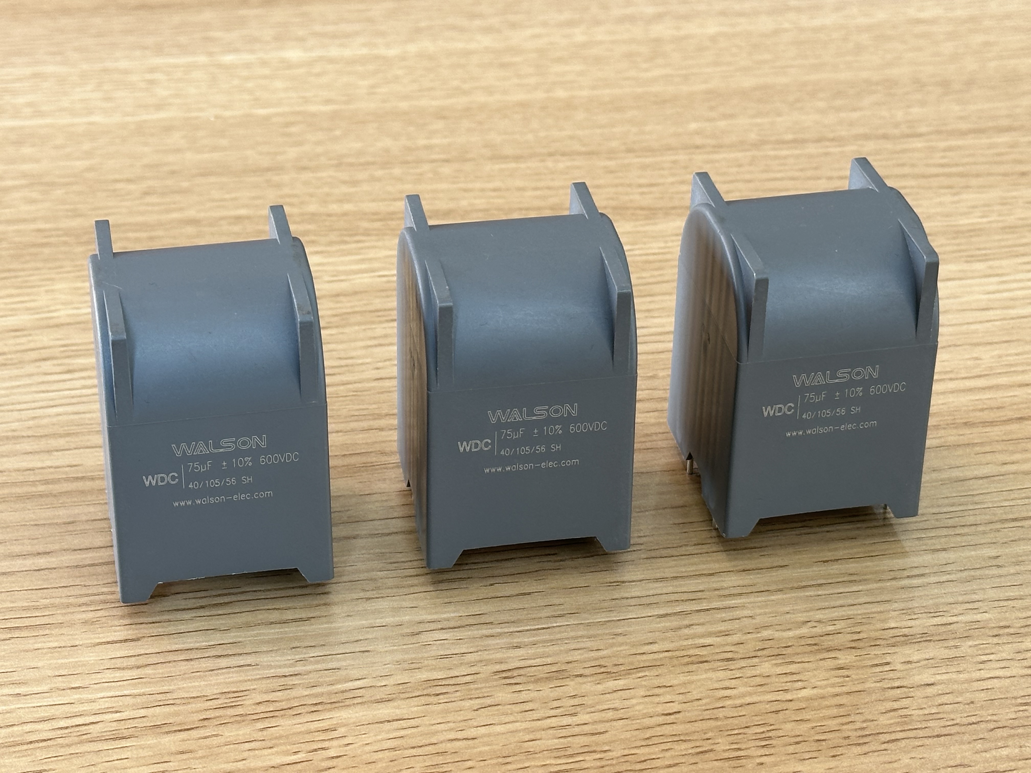 تفسیر پارامترهای ESR/ESL خازن های فیلم و تاثیر مهم آنها بر عملکرد تجهیزات